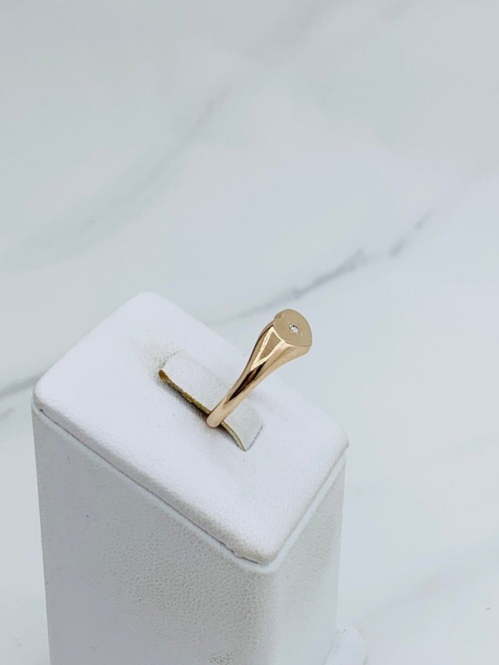10k solid gold ring heart minimalist Size 7.5 stackable ~ Rose gold - Picture 2 of 6
